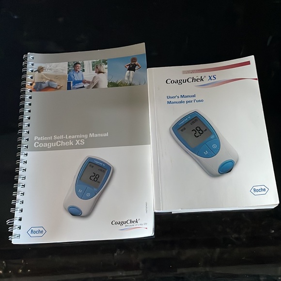 CoaguChek XS system for monitoring Warfarin therapy. - Picture 4 of 5